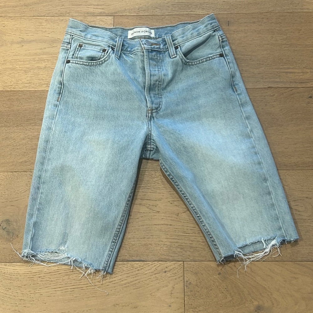 EUC size 26 Denim Forum jean shorts